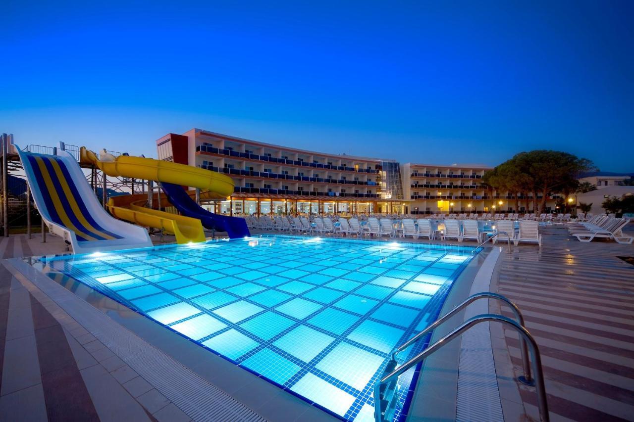 Grand Sahins Gumuldur Resort Izmir Exterior foto